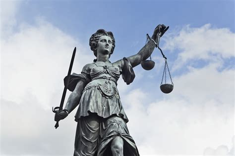 L'épilation définitive en institut est étudiée par la justice